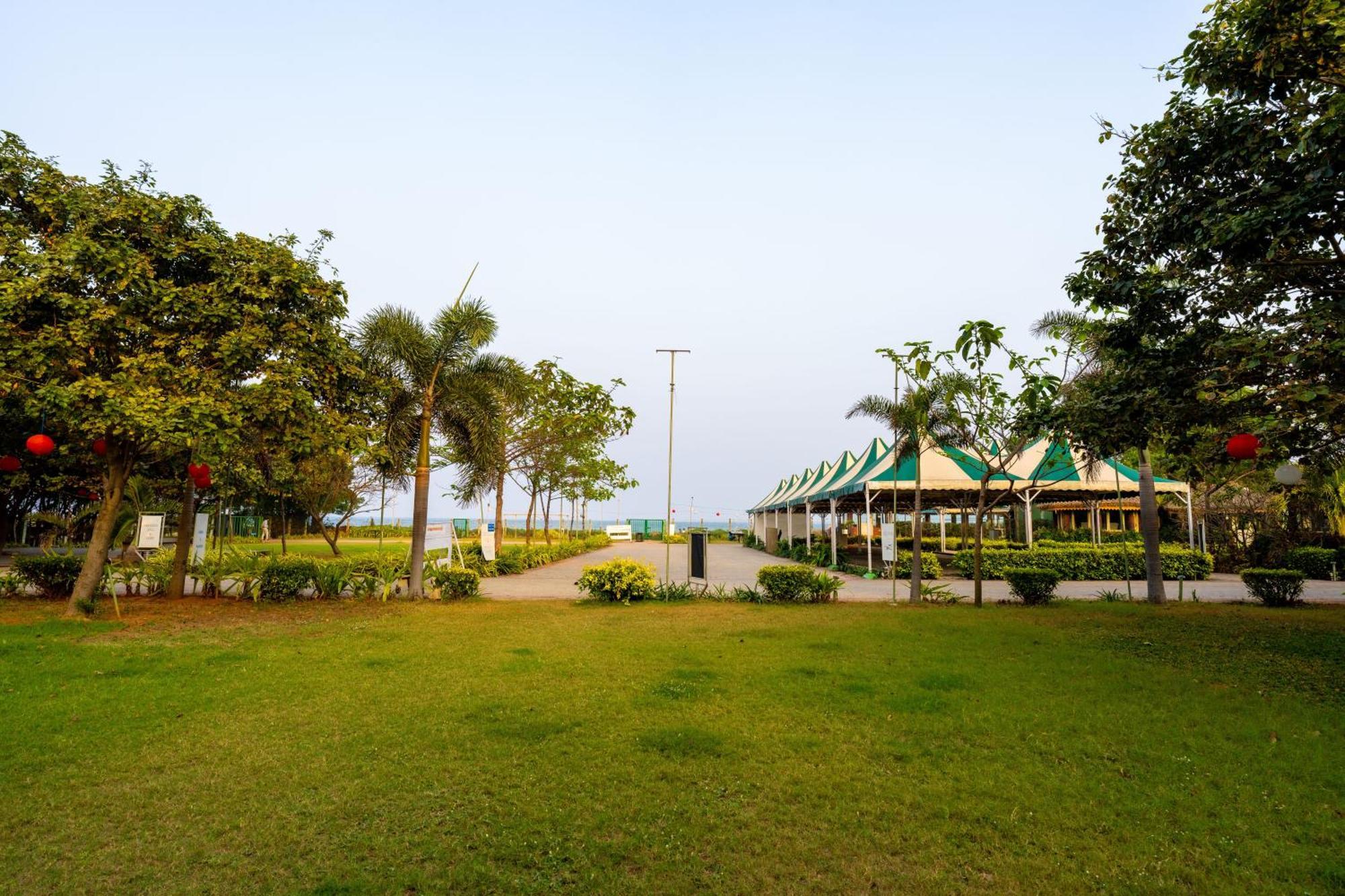 Shore Front Resort Visakhapatnam Exterior photo